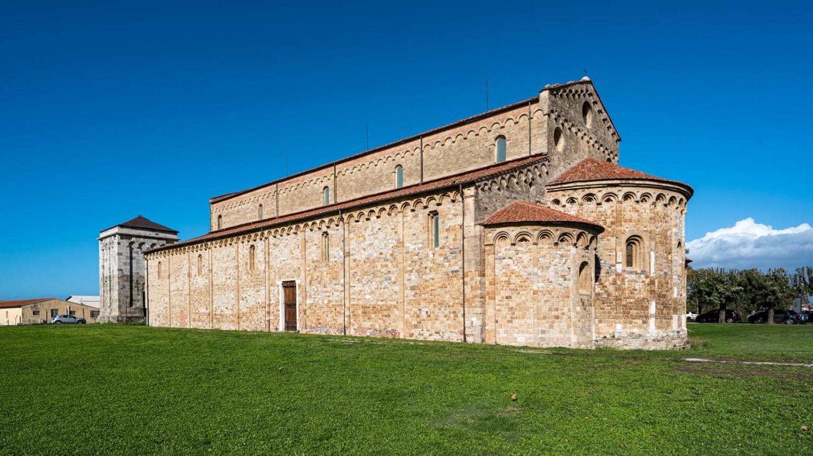 Pisa Art Apartment Exterior photo